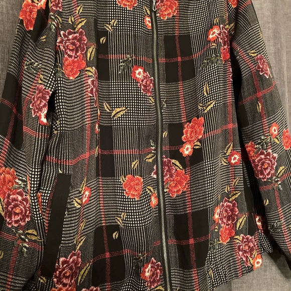 Floral bomber jacket - Picture 6 of 8
